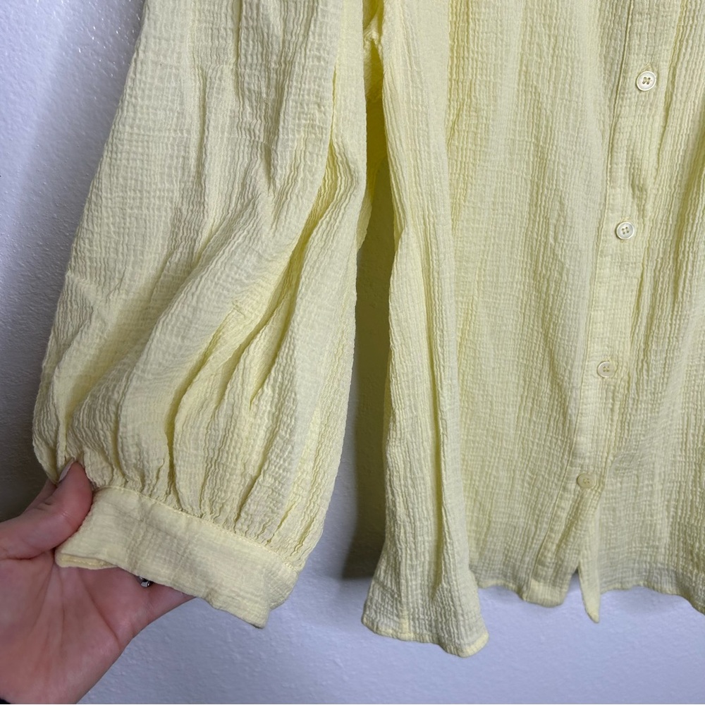 Madison Puff-Sleeve Button Front Top - Lemon Yellow - Picture 8 of 8